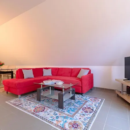 Hof Garz Apartament Poseritz